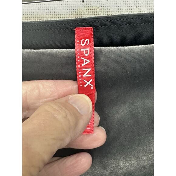 Spanx Women's M Velvet Leggings Silver Chrome Grey High Waist Slimming Shaping - Picture 3 of 10